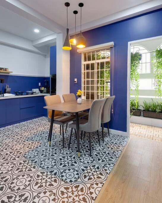 Modern, Cozy & Fully Equipped 2Br Apt In D4, 5M To D1 ホーチミン市 エクステリア 写真