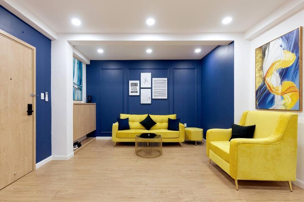 Modern, Cozy & Fully Equipped 2Br Apt In D4, 5M To D1 ホーチミン市 エクステリア 写真