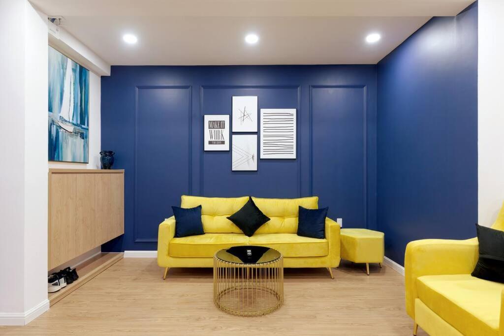 Modern, Cozy & Fully Equipped 2Br Apt In D4, 5M To D1 ホーチミン市 エクステリア 写真