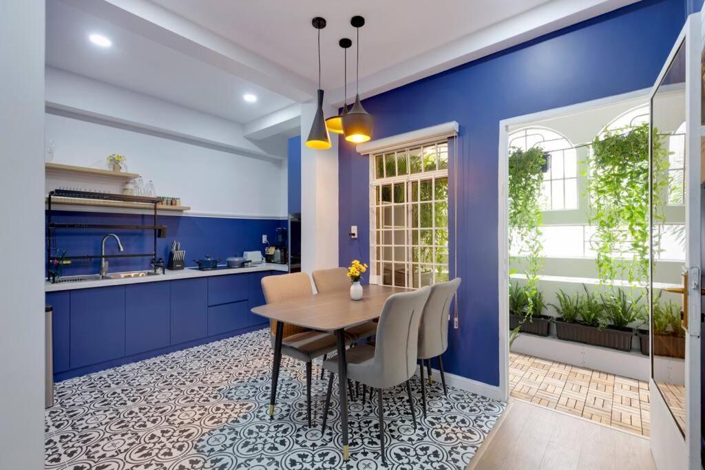 Modern, Cozy & Fully Equipped 2Br Apt In D4, 5M To D1 ホーチミン市 エクステリア 写真