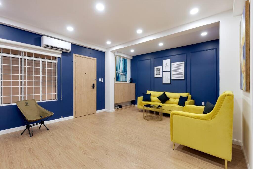 Modern, Cozy & Fully Equipped 2Br Apt In D4, 5M To D1 ホーチミン市 エクステリア 写真